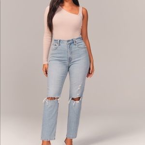 Abercrombie Ankle Straight Ultra High Rise Curve Love Jeans